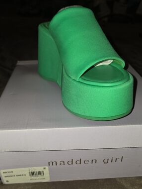 Madden Girl Bright Green Platform Slide